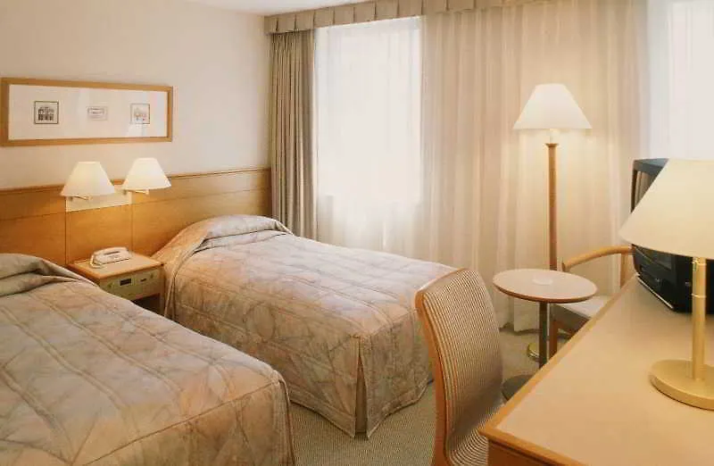 Central Hotel Tokyo 3*,